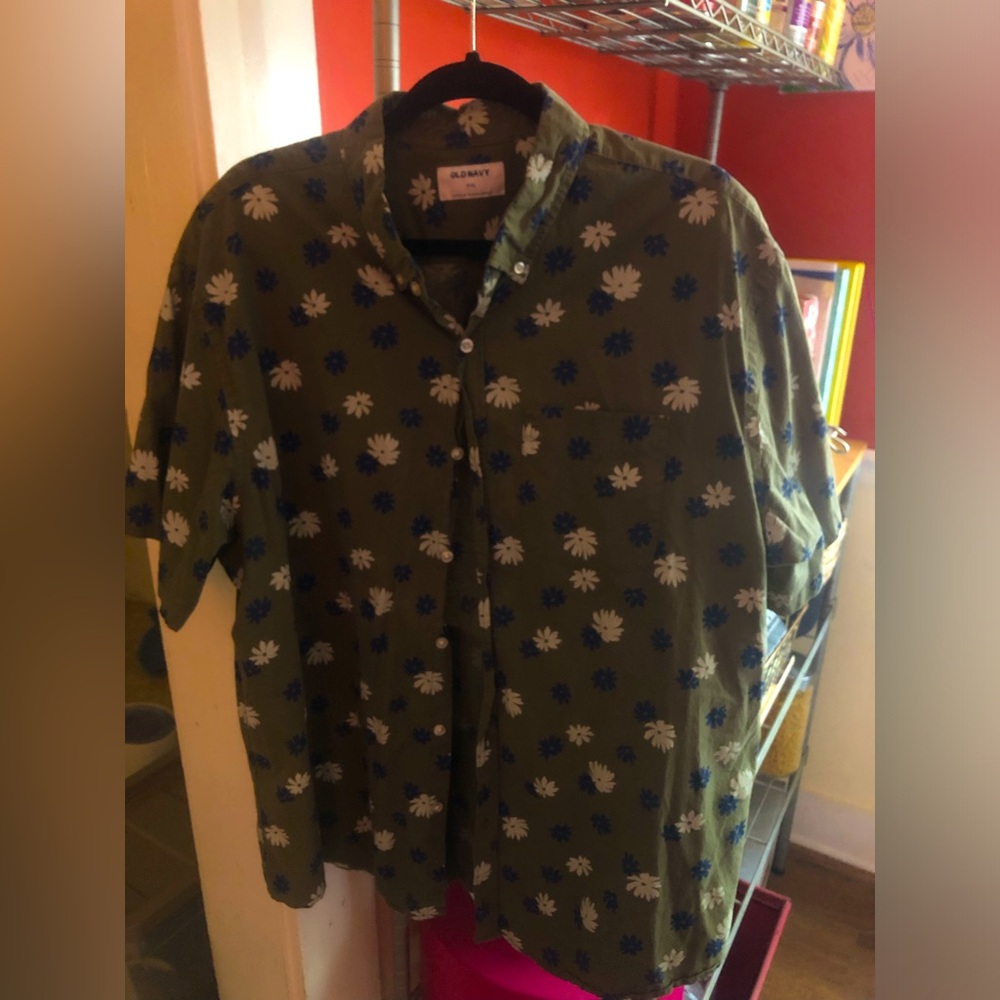Old Navy Shirt